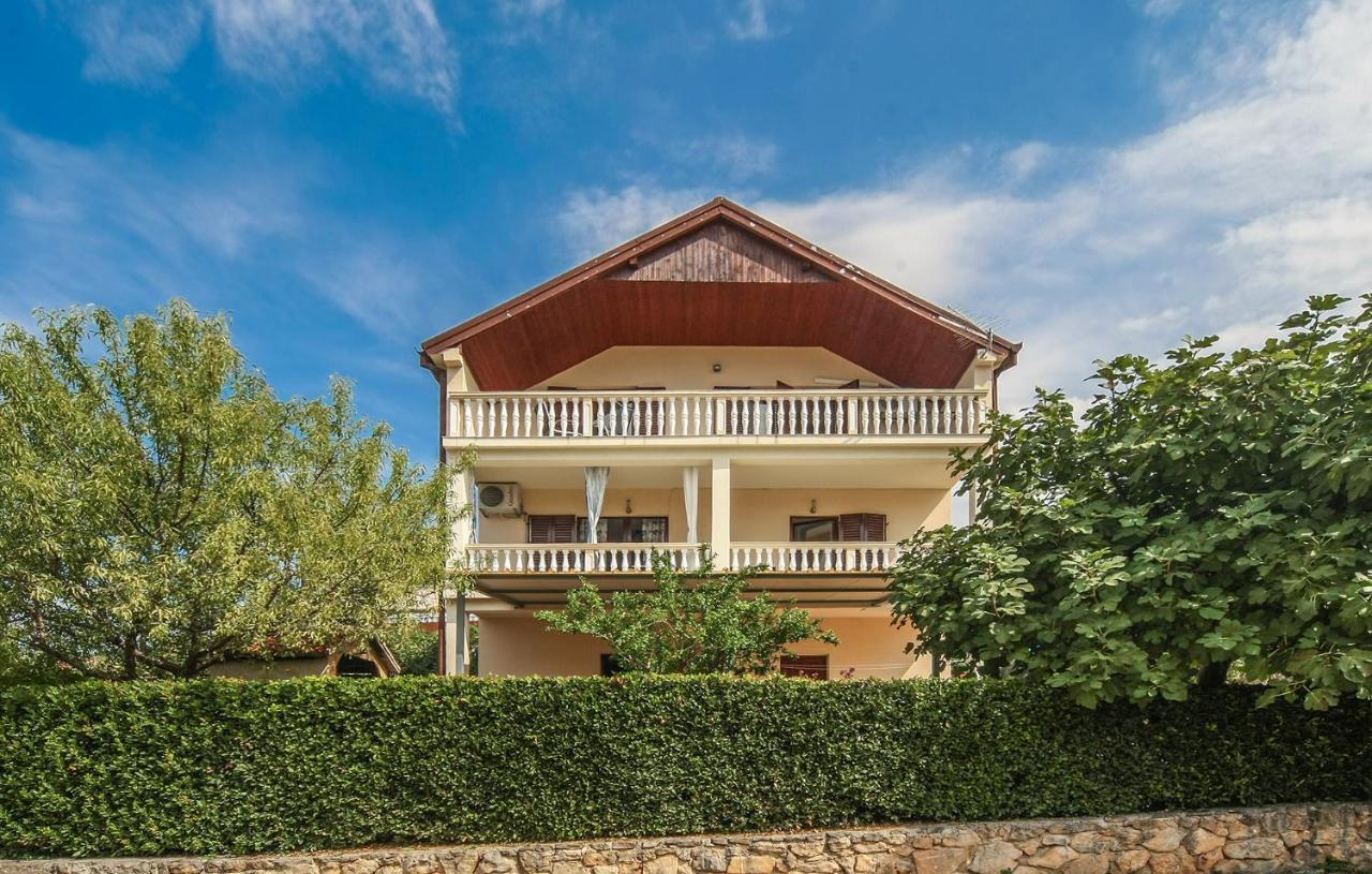 Apartments Mond غورني كارين المظهر الخارجي الصورة